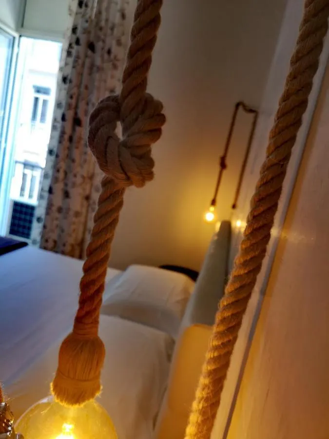 Oda ve Kahvaltı Napoli City Rooms