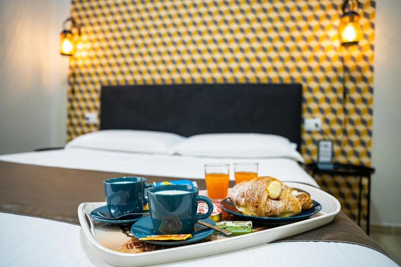 Napoli City Rooms 3*, Naples Italy