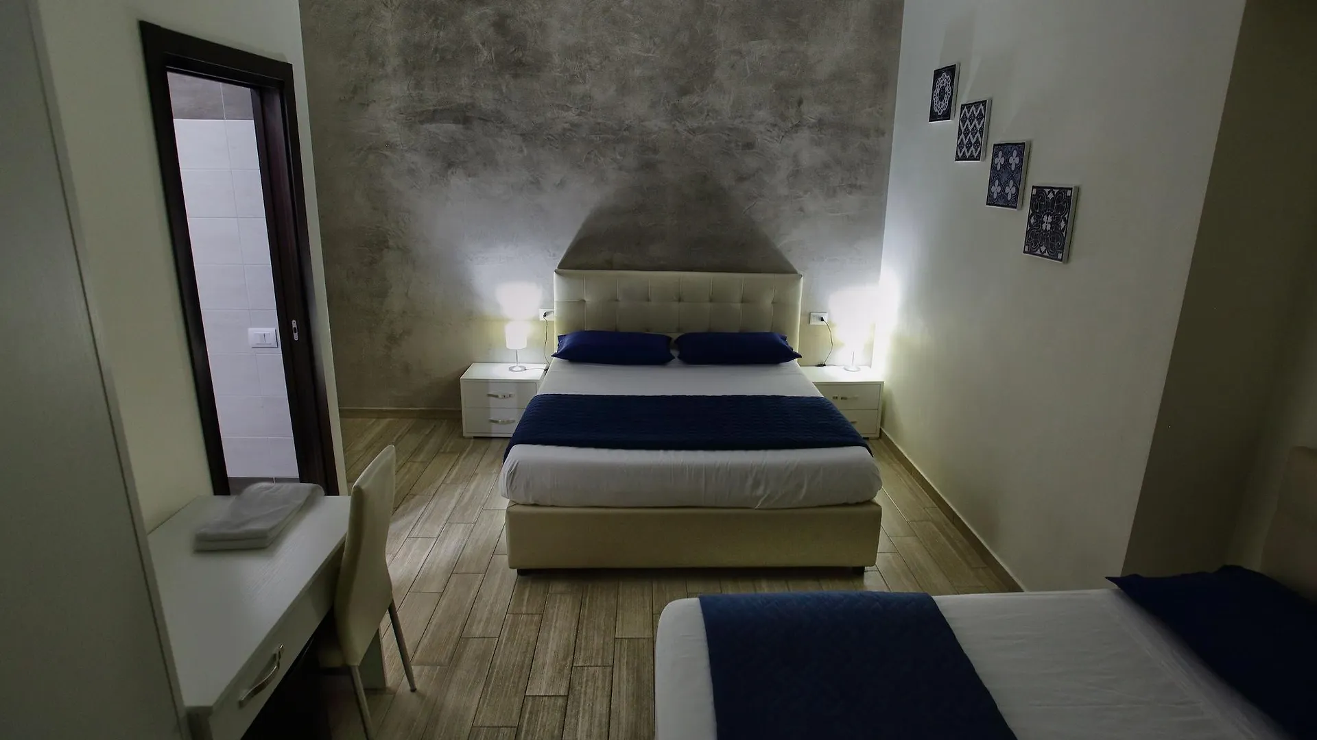 Napoli City Rooms Italy